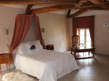 Chateau De La Touche Bed and Breakfast Savigny-Lévescault Eksteriør billede